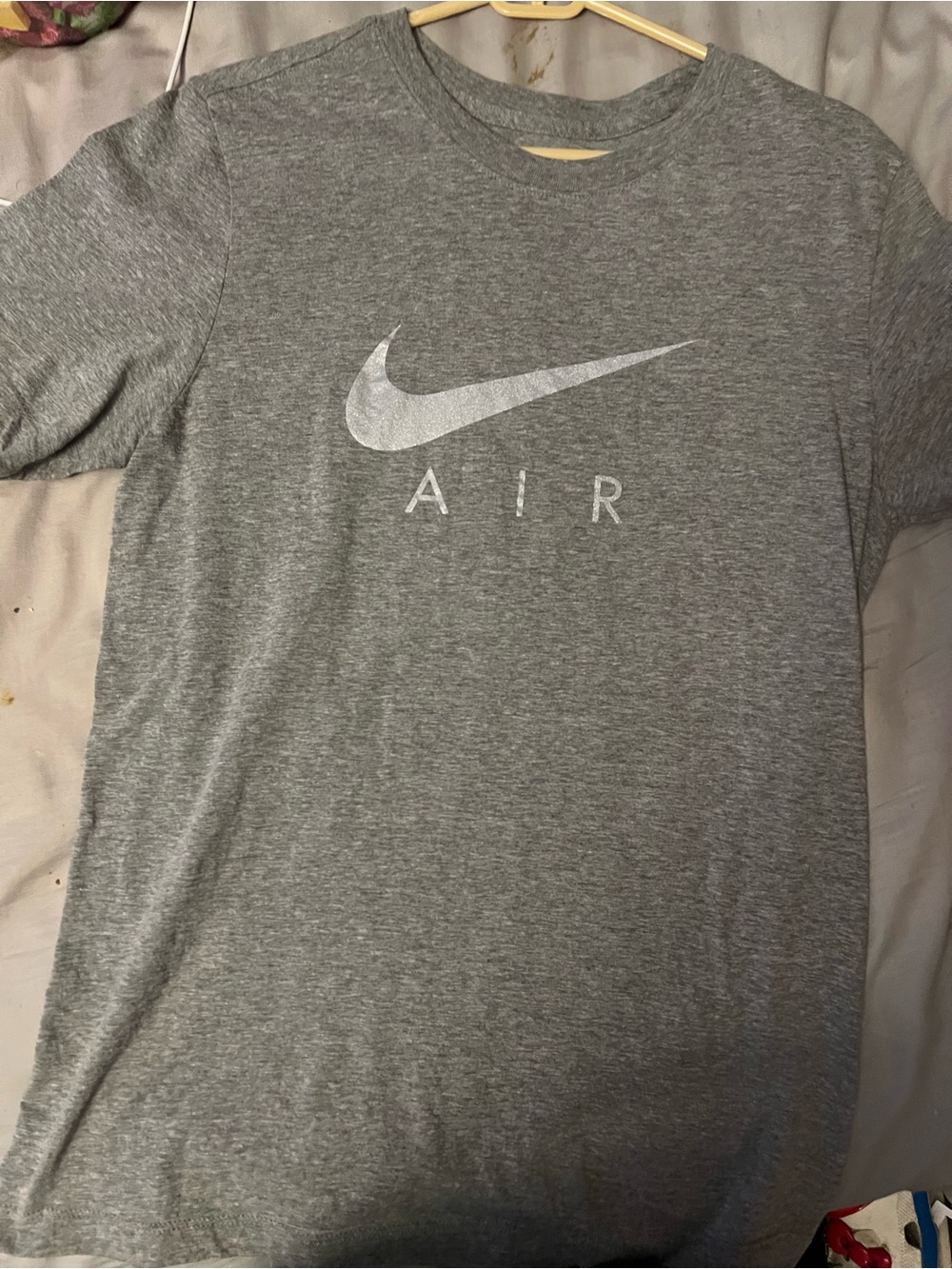 Nike silver metallic 'Air' Short-Sleeve Logo Tee